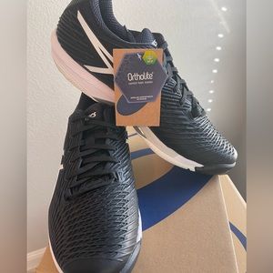 Asics Men's Solution Speed FF 2 Tennis Shoes Black and White